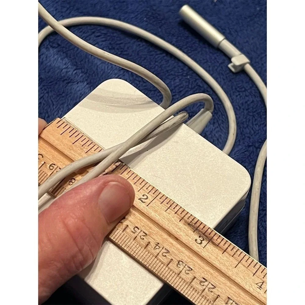 Apple AC Adapter Charger 16.5V 3.65A‎ White for MacBook